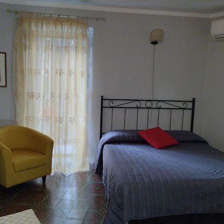 Casa Lucia Apartment Castelbuono  Bagian luar foto
