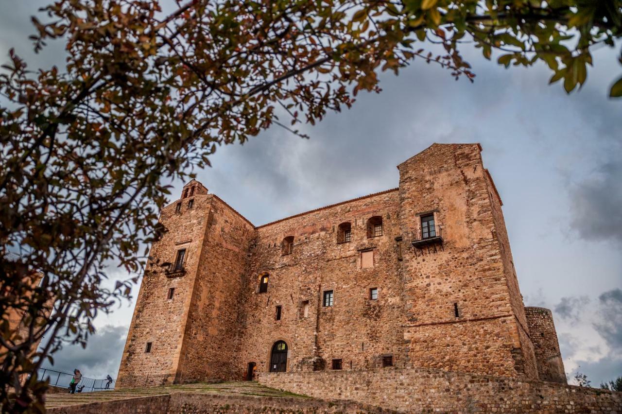 Casa Lucia Apartment Castelbuono  Bagian luar foto