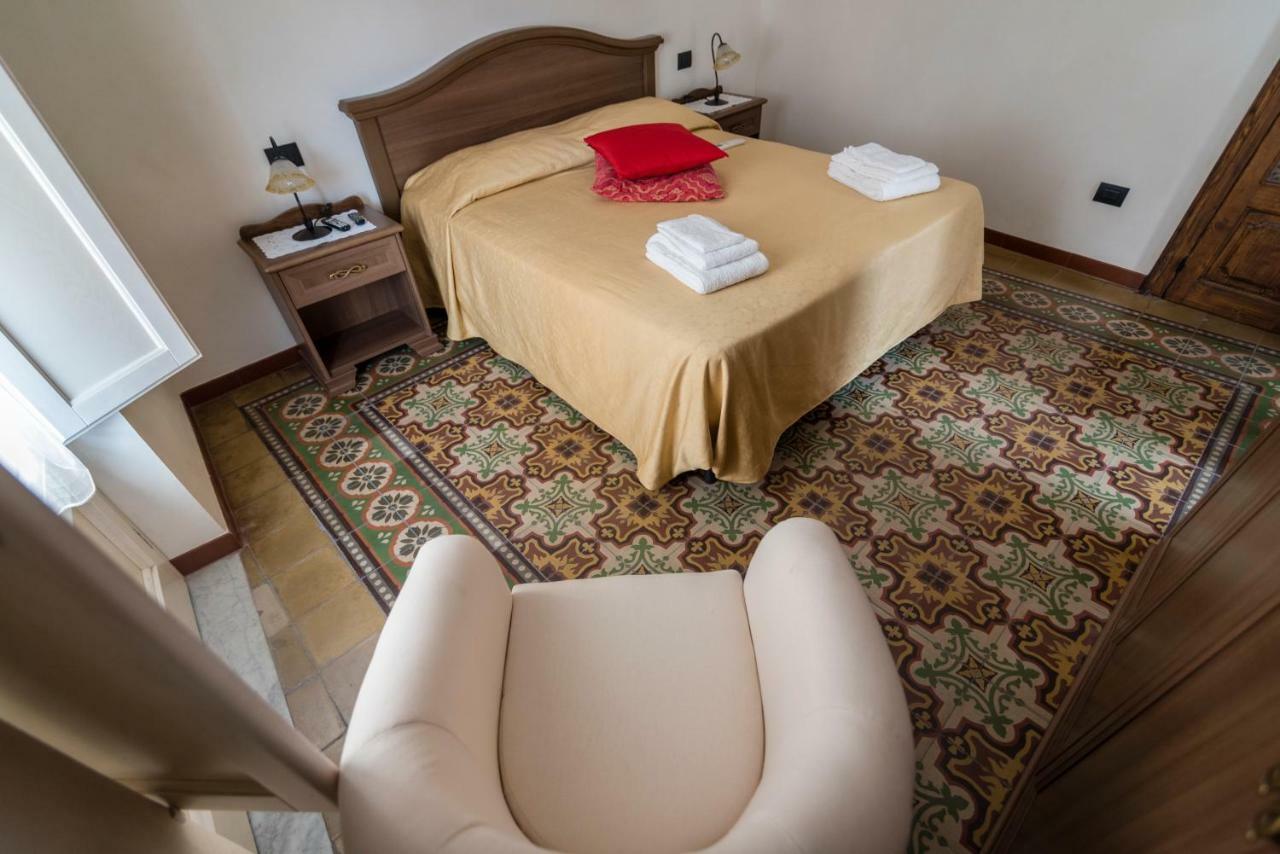 Casa Lucia Apartment Castelbuono  Bagian luar foto